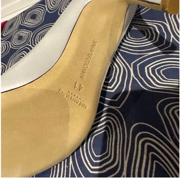 Manolo Blahnik Hangisi size 41 white never worn - Picture 2 of 4